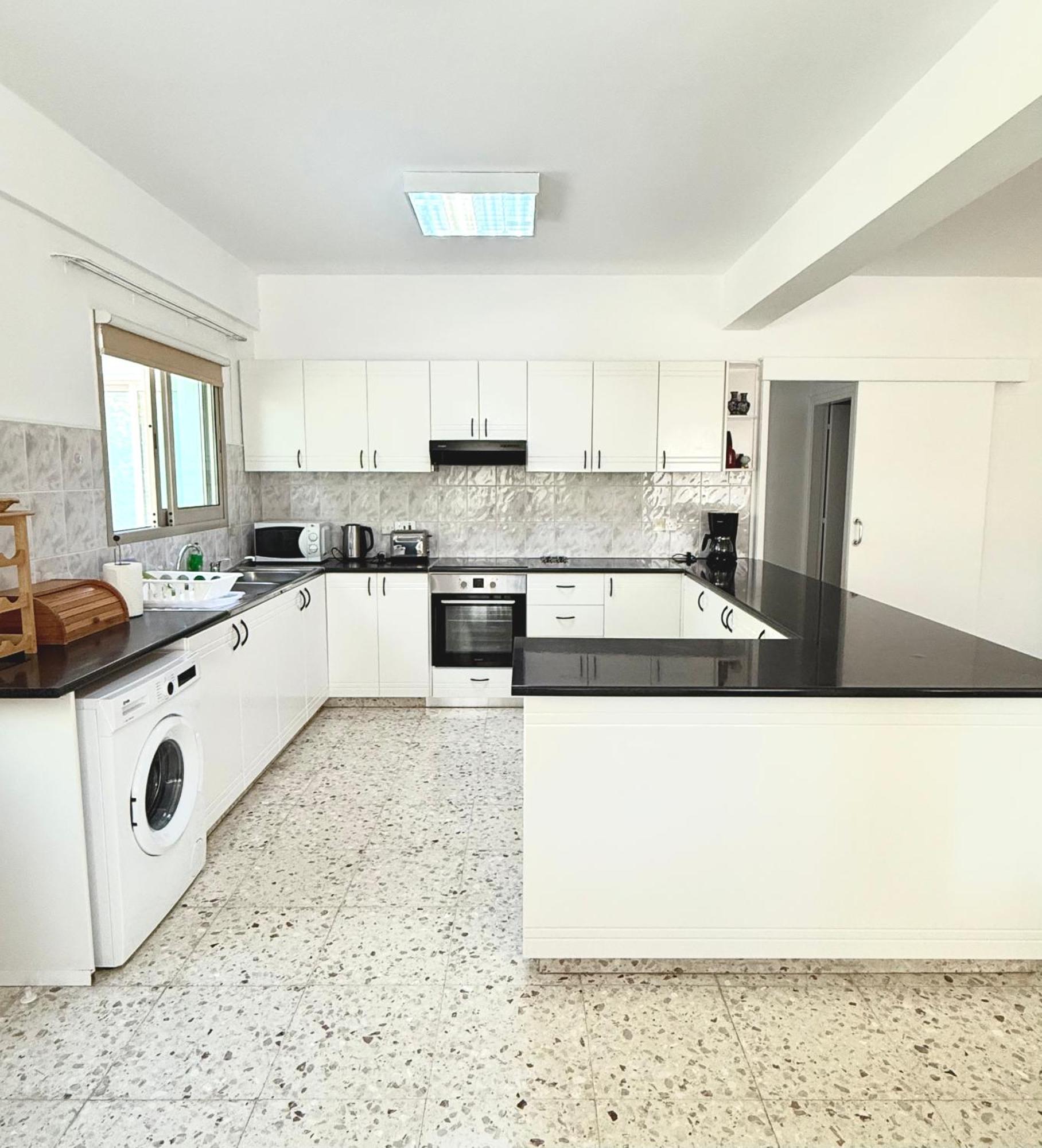 Himonas Apartments Pissoúri Extérieur photo