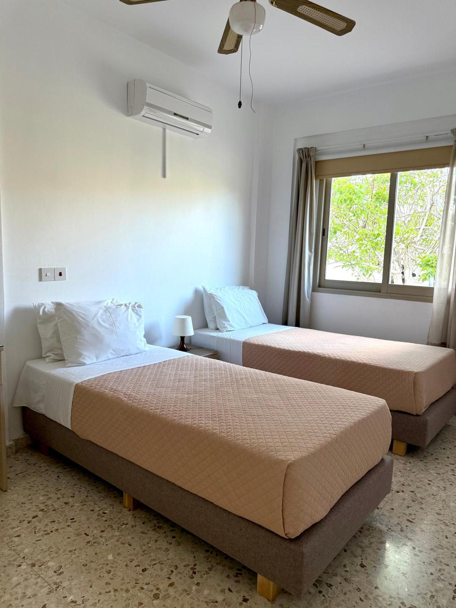 Himonas Apartments Pissoúri Extérieur photo