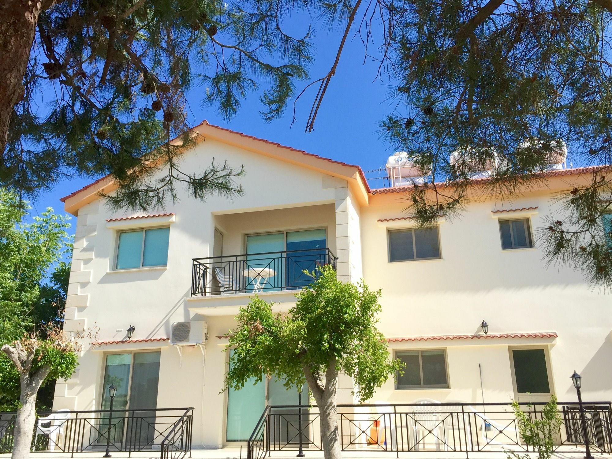 Himonas Apartments Pissoúri Extérieur photo